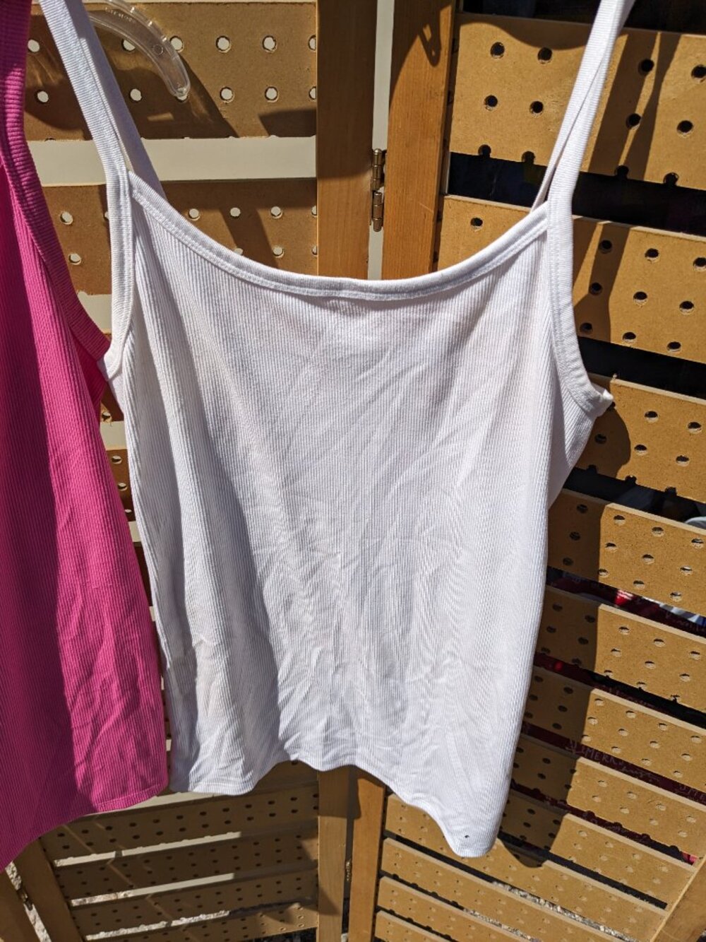 Set of 2 NOBO Tanks Sz L (11-13) - Picture 3 of 5